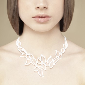 Batucada Ladies Drop White Necklace